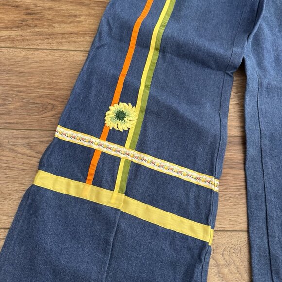 Vintage 70s Petit Fors Floral Flared Jeans - Picture 10 of 15